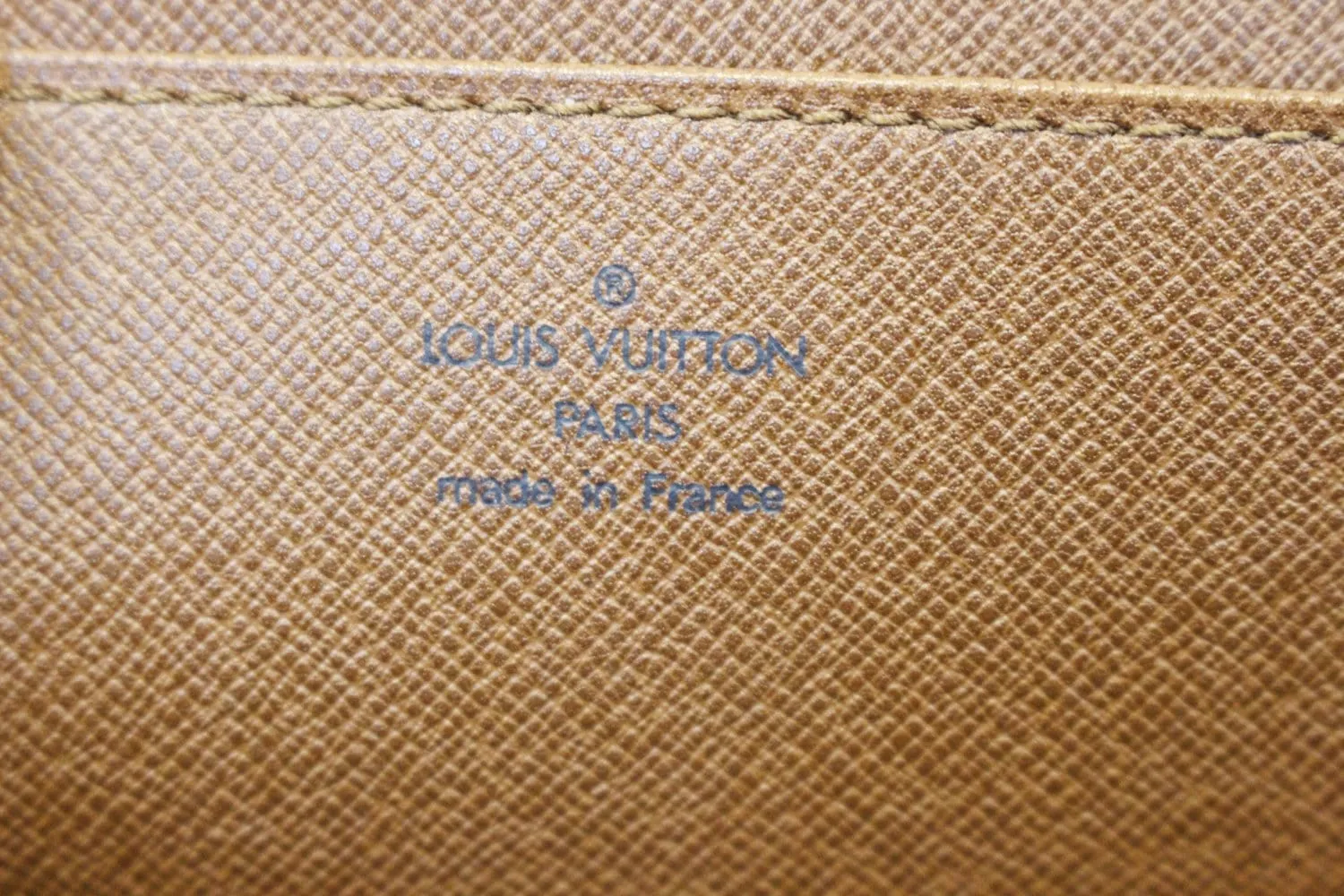 LOUIS VUITTON Monogram Canvas Serviette Conseiller Briefcase Bag - Sale